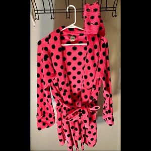 Victoria’s Secret PINK Plush robe *with matching socks.